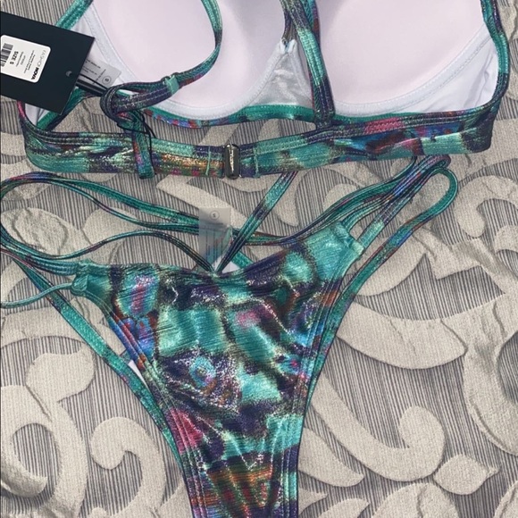 Fashion nova bikini - Picture 4 of 5